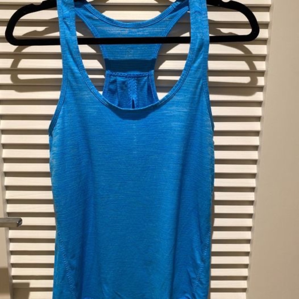 Lulu Lemon Racherback tank